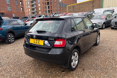 Skoda Fabia SE TSI.. SERVICE HISTORY INCLUDING CAMBELT CHANGE..1 PREVIOUS KEEPER 8