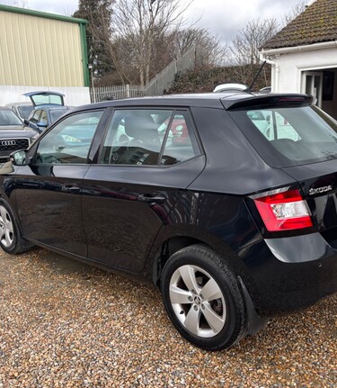 Skoda Fabia SE TSI.. SERVICE HISTORY INCLUDING CAMBELT CHANGE..1 PREVIOUS KEEPER 3