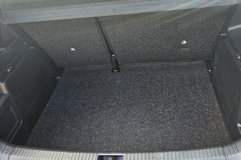 Skoda Fabia SE TSI.. SERVICE HISTORY INCLUDING CAMBELT CHANGE..1 PREVIOUS KEEPER 9