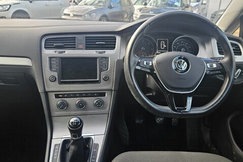 Volkswagen Golf MATCH EDITION TDI BMT..9 SERVICES.. HEATED SEATS..NO ROAD TAX..  11