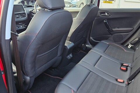 Peugeot 2008 PURETECH GT LINE AUTOMATIC..5 SERVICES... 1/2 LEATHER..STUNNING EXAMPLE 17