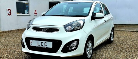 Kia Picanto 2.AUTOMATIC.11 SERVICES/5 MAIN DEALER.1 PREVIOUS KEEPER.LOW INSURANCE GROUP 1