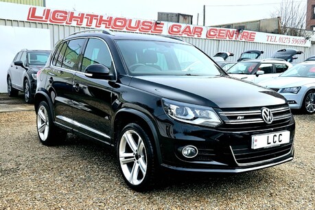 Volkswagen Tiguan R LINE TDI BLUEMOTION TECH 4MOTION AUTOMATIC  6 SERVICES.. A/C..SAT NAV