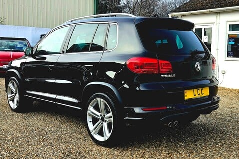 Volkswagen Tiguan R LINE TDI BLUEMOTION TECH 4MOTION AUTOMATIC  6 SERVICES.. A/C..SAT NAV 7