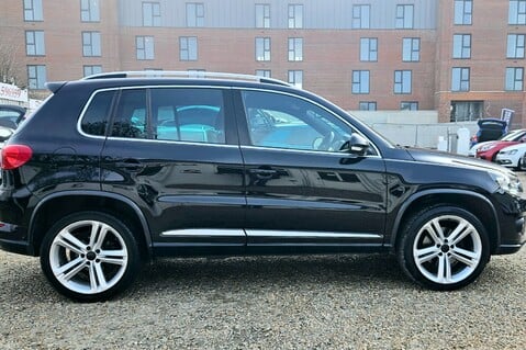 Volkswagen Tiguan R LINE TDI BLUEMOTION TECH 4MOTION AUTOMATIC  6 SERVICES.. A/C..SAT NAV 10