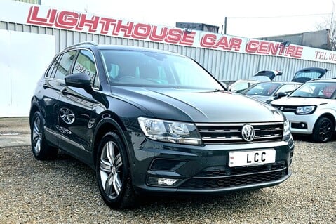 Volkswagen Tiguan MATCH TSI EVO… 8 MAIN DEALER SERVICES.. SAT NAV..AIR CON.STUNNING  8