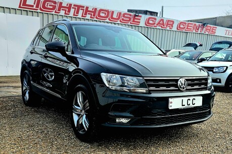 Volkswagen Tiguan MATCH TSI EVO.8 MAIN DEALER SERVICES.SAT NAV.PARKING CAMERA.APPLE CAR PLAY.