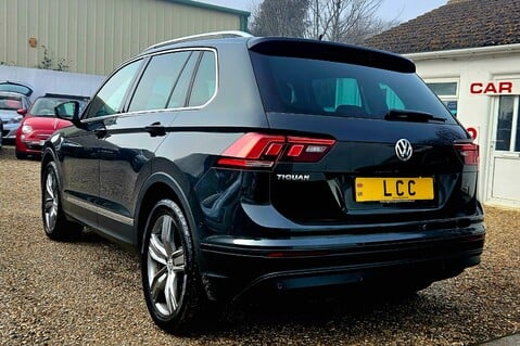 Volkswagen Tiguan MATCH TSI EVO… 8 MAIN DEALER SERVICES.. SAT NAV..AIR CON.STUNNING  5