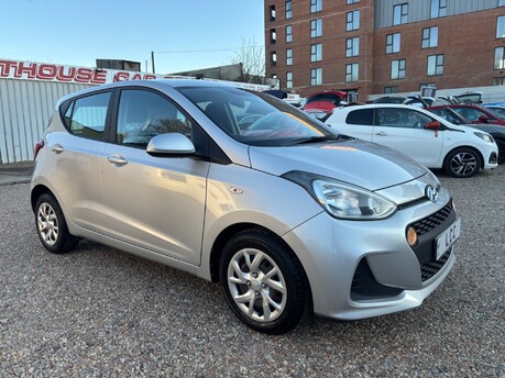 Hyundai i10 SE.. LOW INSURANCE GROUP.. SERVICE HISTORY..BLUETOOTH.. A/C..CRUISE CONTROL