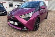Toyota Aygo VVT-I X-CITE.. 5 MAIN DEALER SERVICES.. REVERSING CAMERA.. A/C.. 1 PREVIOUS 7