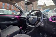Toyota Aygo VVT-I X-CITE.. 5 MAIN DEALER SERVICES.. REVERSING CAMERA.. A/C.. 1 PREVIOUS 2