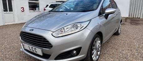 Ford Fiesta TITANIUM X..HEATED LEATHER SEATS..CRUISE..E/MIRRORS..DAB RADIO..FORD SYNC.. 1