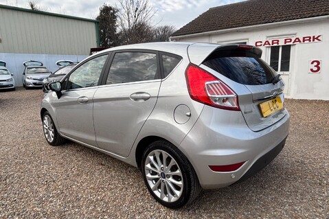 Ford Fiesta TITANIUM X,HEATED LEATHER SEATS,CRUISE,E/MIRRORS,DAB RADIO,4 SERVICES 6