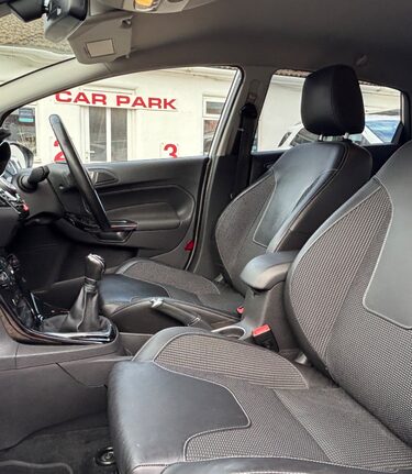 Ford Fiesta TITANIUM X..HEATED LEATHER SEATS..CRUISE..E/MIRRORS..DAB RADIO..FORD SYNC.. 3