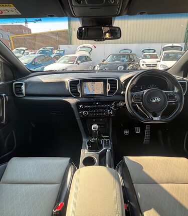 Kia Sportage CRDI GT-LINE ISG SAT NAV..PARKING CAMERA..LEATHER..BLUETOOTH..APPLE C/PLAY 3