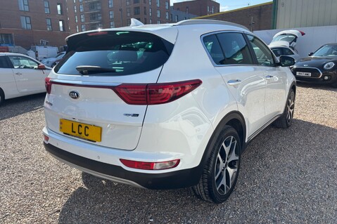 Kia Sportage CRDI GT-LINE ISG 1 FORMER KEEPER.. SAT NAV.. CLIMATE CONTROL.. 8