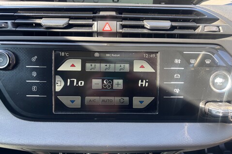 Citroen C4 Picasso HDI VTR PLUS.. 8 SERVICES.. £20 ROAD TAX.. 3 INDIVIDUAL SEATS IN THE BACK  14