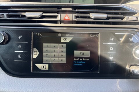 Citroen C4 Picasso HDI VTR PLUS.. 8 SERVICES.. £20 ROAD TAX.. 3 INDIVIDUAL SEATS IN THE BACK  15