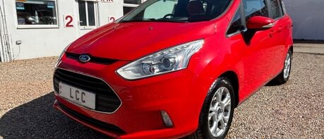 Ford B-Max ZETEC NAVIGATOR.. 1 PREVIOUS KEEPER.. 9 SERVICES.. BLUETOOTH.. AIR CON..USB 1