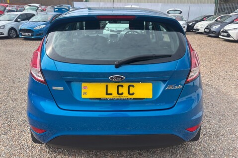 Ford Fiesta ZETEC.. AUTOMATIC..£35 ROAD TAX.. 9 SERVICES.. 1 PREVIOUS KEEPER.. AIR CON. 13