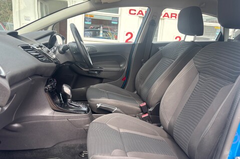 Ford Fiesta ZETEC.. AUTOMATIC..£35 ROAD TAX.. 9 SERVICES.. 1 PREVIOUS KEEPER.. AIR CON. 17