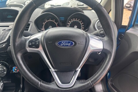 Ford Fiesta ZETEC.. AUTOMATIC..£35 ROAD TAX.. 9 SERVICES.. 1 PREVIOUS KEEPER.. AIR CON. 22