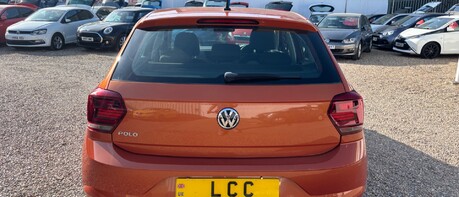 Volkswagen Polo SE EVO.. 6 SERVICES.. 1 PREVIOUS OWNER.. STUNNING COLOUR 1