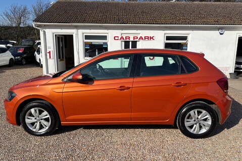 Volkswagen Polo SE EVO.. 6 SERVICES.. 1 PREVIOUS OWNER.. STUNNING COLOUR 6