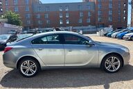 Vauxhall Insignia EXCLUSIV CDTI ECOFLEX S/S.. 13 SERVICES INCLUDING CAMBELT CHANGE AT 75K..  7