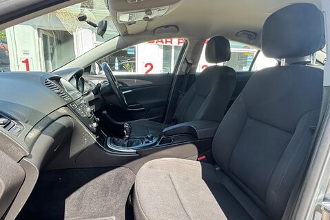 Vauxhall Insignia EXCLUSIV CDTI ECOFLEX S/S.. 13 SERVICES INCLUDING CAMBELT CHANGE AT 75K..  11
