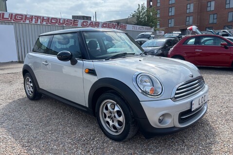 Mini Hatch 1.6 COOPER.. GREAT HISTORY.. S/START..6 SPEED G/BOX 1