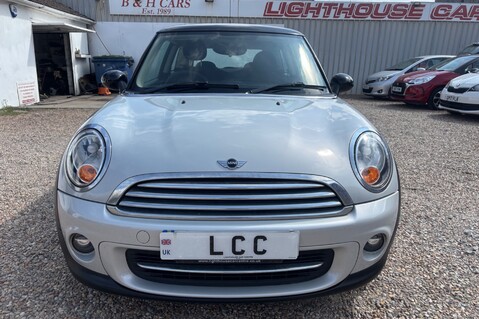 Mini Hatch 1.6 COOPER.. GREAT HISTORY.. S/START..6 SPEED G/BOX 6