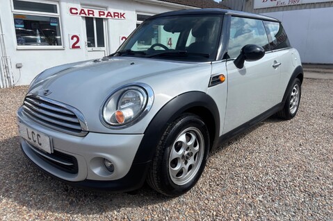Mini Hatch 1.6 COOPER.. GREAT HISTORY.. S/START..6 SPEED G/BOX 7