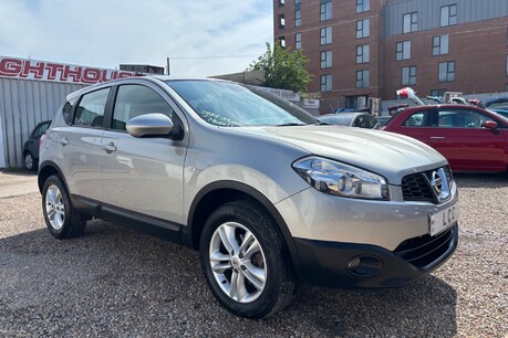 Nissan Qashqai 1.6 ACENTA LOOK ONLY 39000 MILES! 9 MAIN DEALER SERVICES