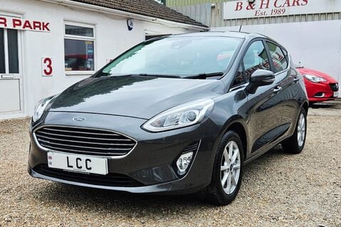Ford Fiesta 1.0T ZETEC 5 Door.. 5 SERVICES..1PREVIOUS KEEPER..65 MPG..CLIMATE CONTROL.. 4