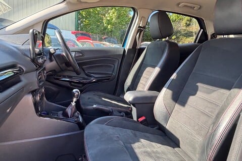 Ford Ecosport ST-LINE.. 5 SERVICES.. STUNNING COLOUR.. HALF LEATHER.. BLUETOOTH 11