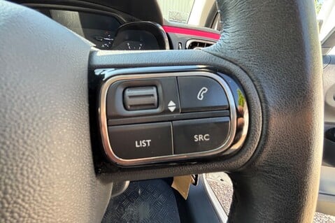 Citroen C3 PURETECH ELLE.. 6 SERVICES.. 1 PREVIOUS OWNER.. APPLE CAR PLAY/ANDROID AUTO 16