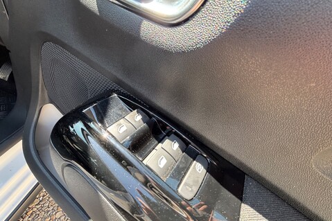 Citroen C3 PURETECH ELLE.. 6 SERVICES.. 1 PREVIOUS OWNER.. APPLE CAR PLAY/ANDROID AUTO 18