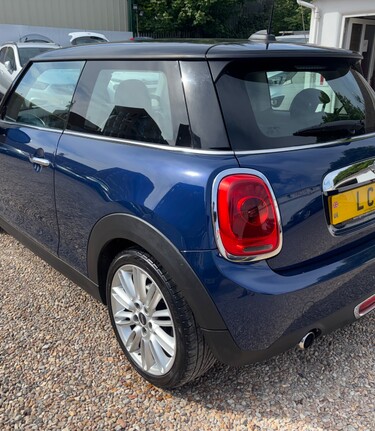 Mini Hatch COOPER.. SERVICE HISTORY.. £20 ROAD TAX 3