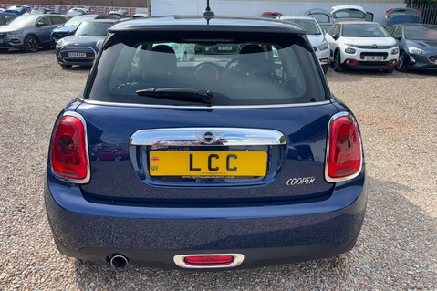 Mini Hatch COOPER.. SERVICE HISTORY.. £20 ROAD TAX 7