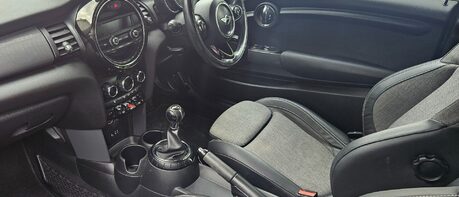 Mini Hatch COOPER.. SERVICE HISTORY.. £20 ROAD TAX 1