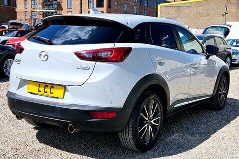 Mazda CX-3 SPORT.. 1 PREVIOUS OWNER.. 8 MAIN DEALER SERVICES..  10