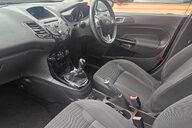 Ford Fiesta ZETEC.. SERVICE HISTORY.. 1 PREVIOUS OWNER.. £35 ROAD TAX 5