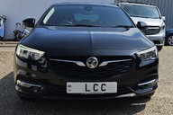 Vauxhall Insignia SRI.. 6 MAIN DEALER SERVICES.. 1 PREVIOUS OWNER 2