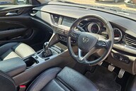 Vauxhall Insignia SRI.. 6 MAIN DEALER SERVICES.. 1 PREVIOUS OWNER 11