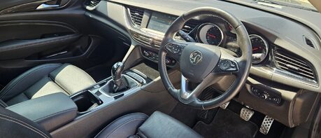 Vauxhall Insignia GRAND SPORT SRI.6 MAIN DEALER SERVICES..AIR CON.DAB RADIO..CRUISE CONTROL. 1