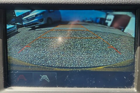 Vauxhall Insignia SRI.. 6 MAIN DEALER SERVICES.. 1 PREVIOUS OWNER 21