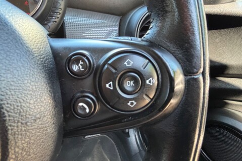 Mini Hatch COOPER.. SERVICE HISTORY.. ONLY ONE OWNER FROM NEW 4