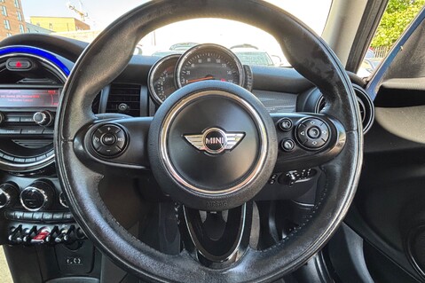 Mini Hatch COOPER.. SERVICE HISTORY.. ONLY ONE OWNER FROM NEW 6