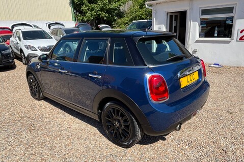 Mini Hatch COOPER.. SERVICE HISTORY.. ONLY ONE OWNER FROM NEW 15
